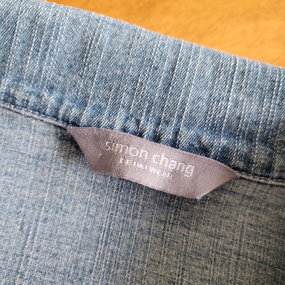 Simon Chang Women's Jean Shirt with Embroidery. Size 14 imo - Picture 4 of 8